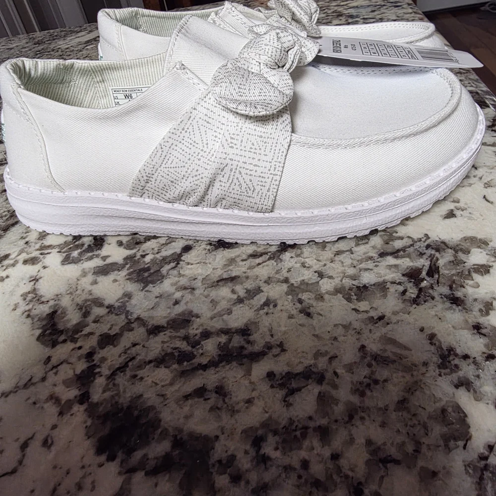 Hey Dude Women's Wendy Bow Essentials White Flats - Picture 3 of 5